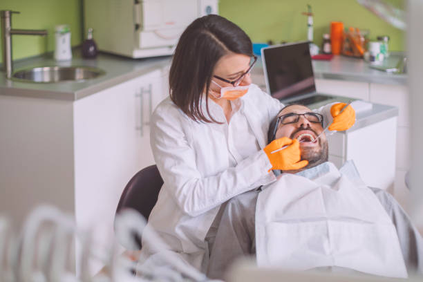 Best Emergency Denture Repair in Woodburn, VA